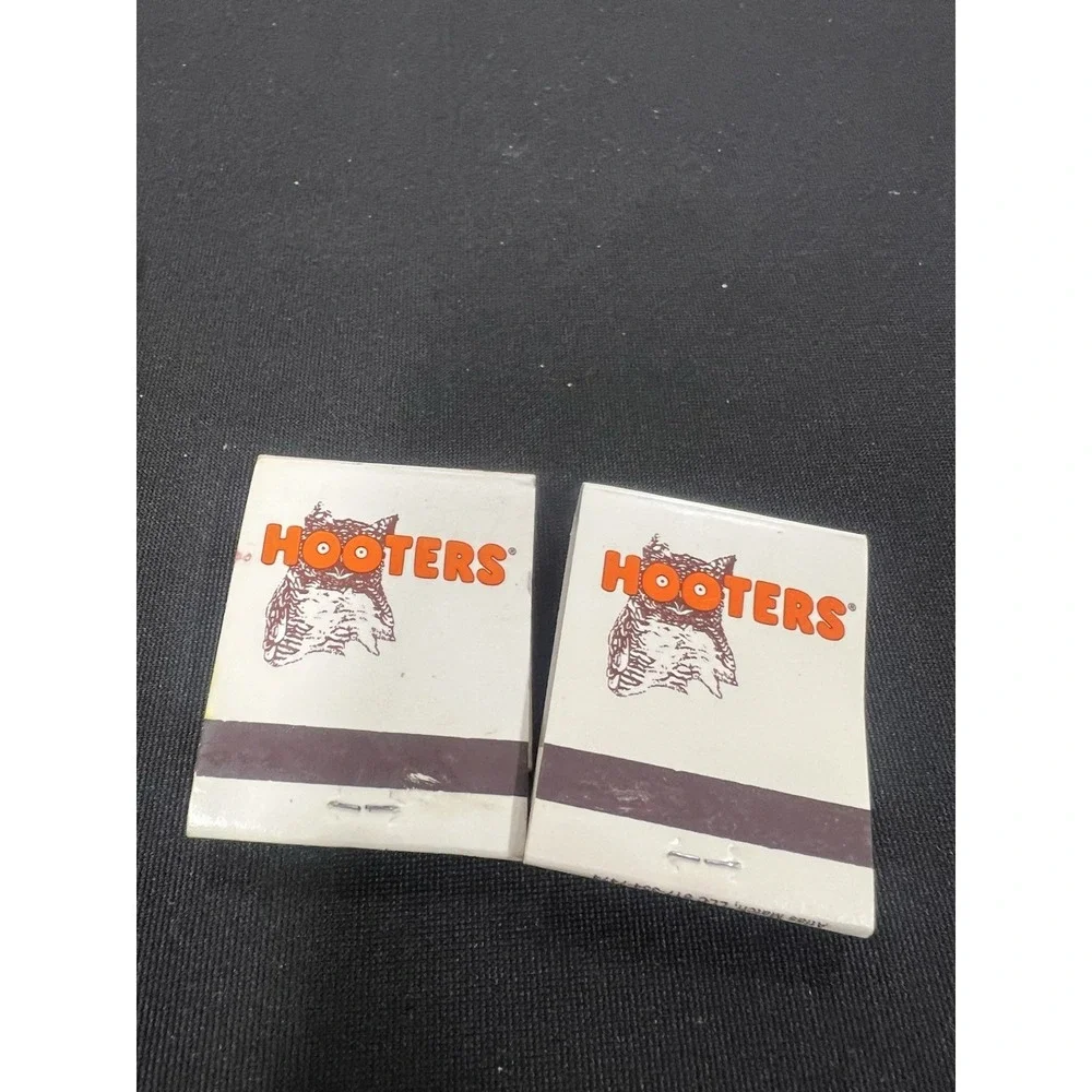 Nice‎ Pair Of Hooters Restaurant Matchbooks, Nationwide,  One Missing In Both